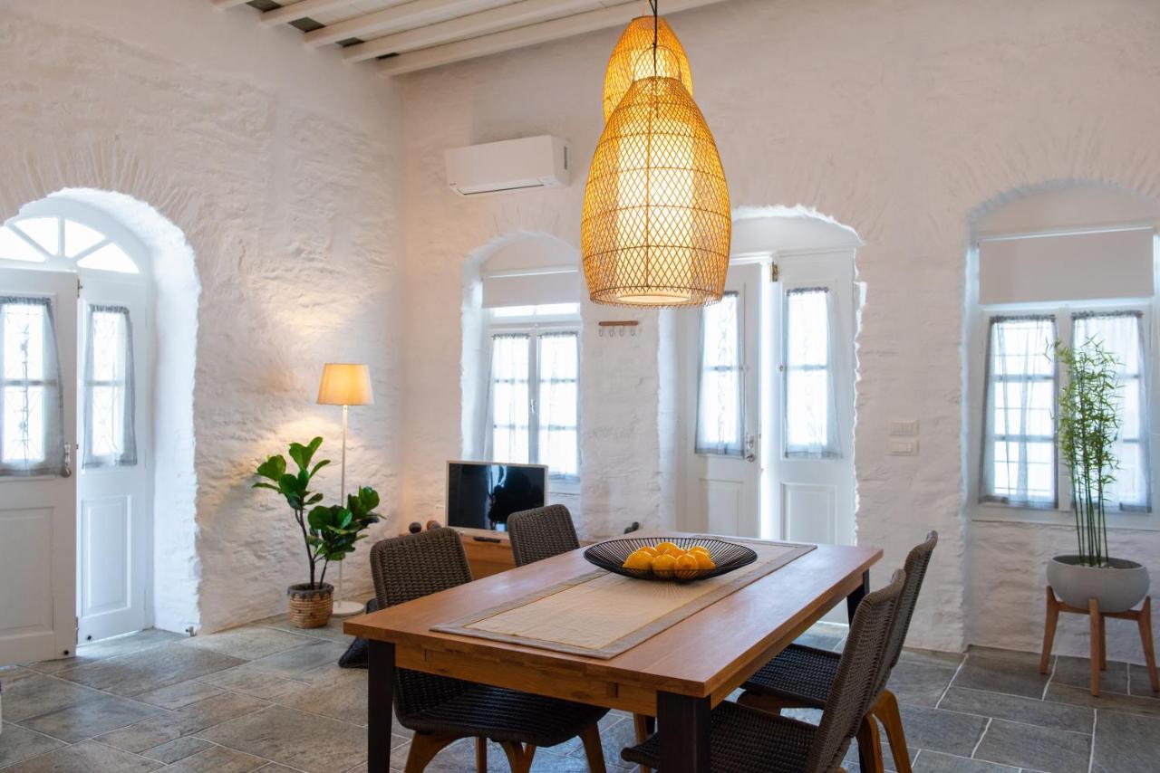 Nireas Stonehouse In Sifnos Hébergement de vacances Apollonía